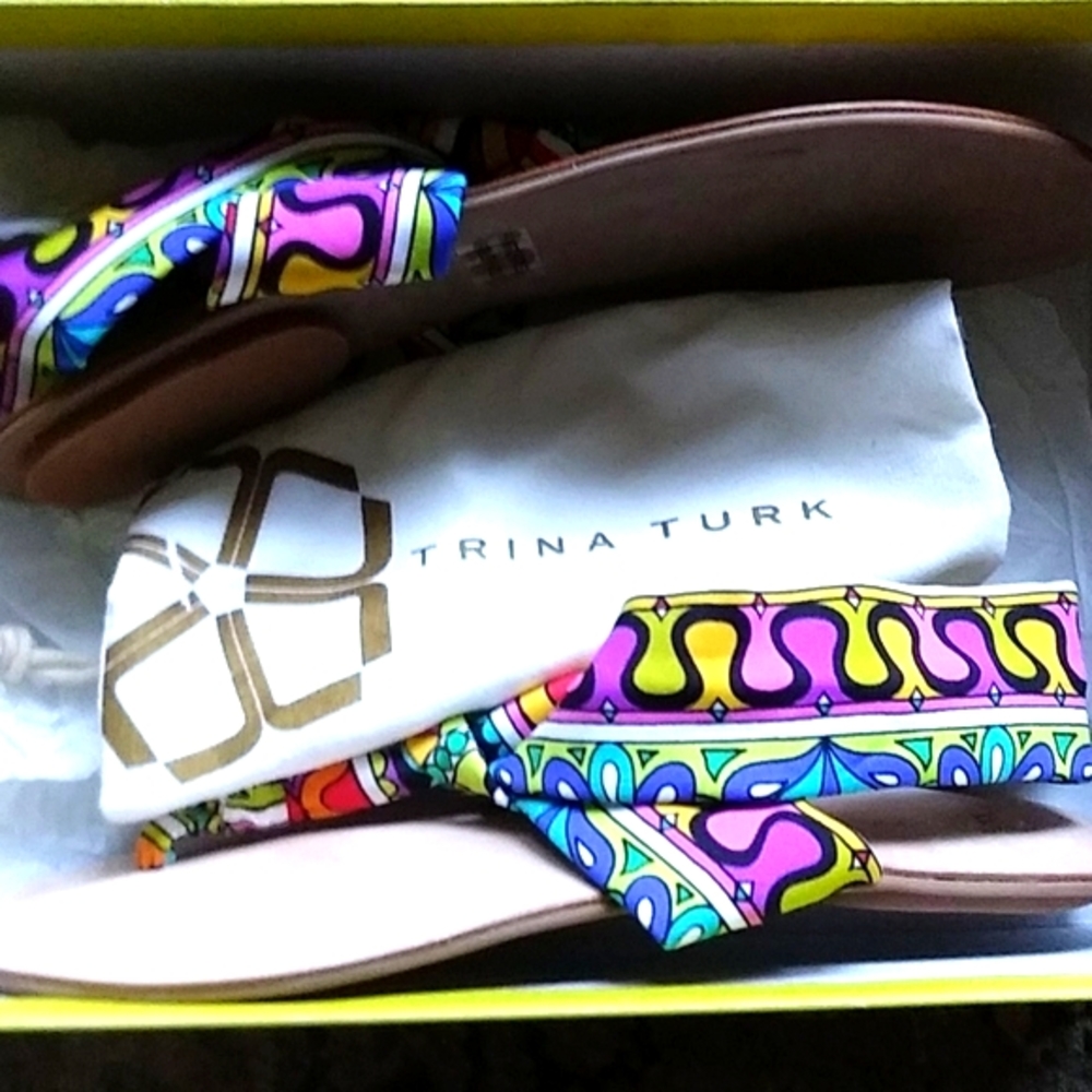 TRINA TURK TITUS SANDALS - Picture 7 of 7
